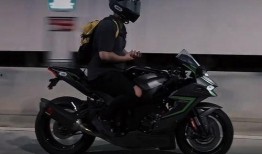 爆料机车博主视频下载,下载攻略大公开！